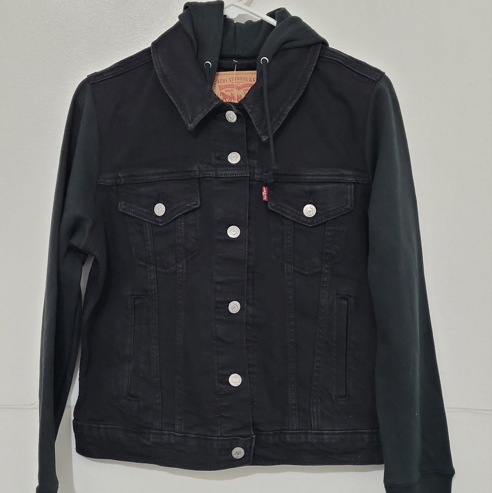 Levi's Women's Large Black Hybrid Trucker Jacket!